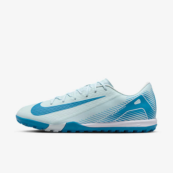 AstroTurf Trainers Boots. Nike BG